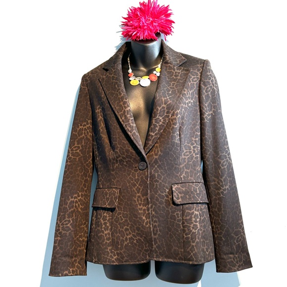 Freda's Animal Print Blazer - Picture 4 of 9